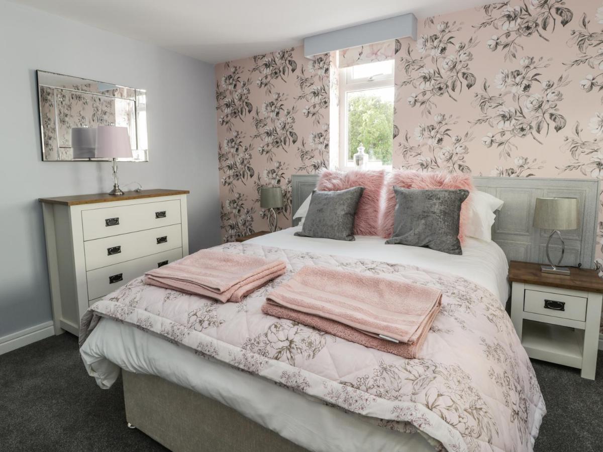 Manor Heath Apartment 4 Скарборо Экстерьер фото